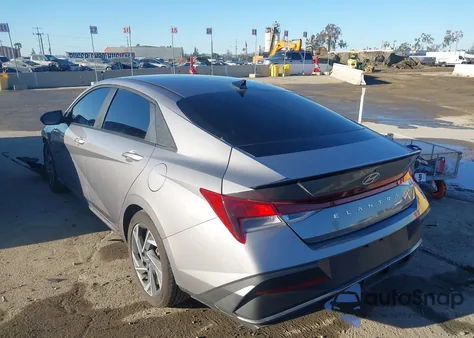 2025 Hyundai Elantra Sel Sport z USA, uszkodzony, nr VIN KMHLM4DGXSU905482